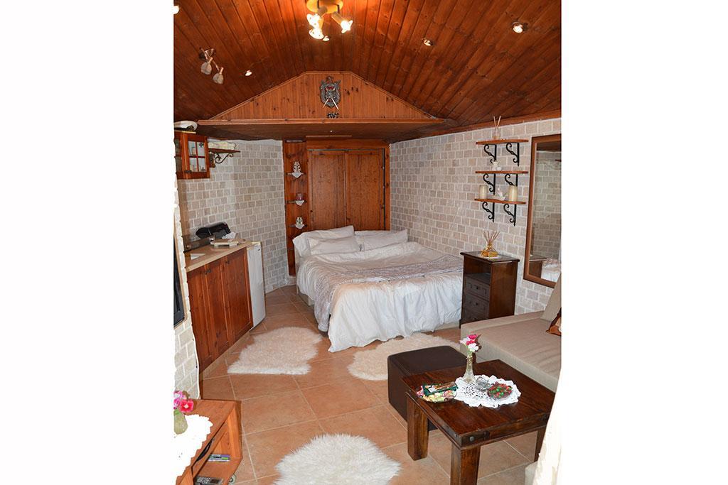 Czarina Cabin הבקתה הקיסרית והדירה הקיסרית Czarina Apartment Caesarea Exterior foto
