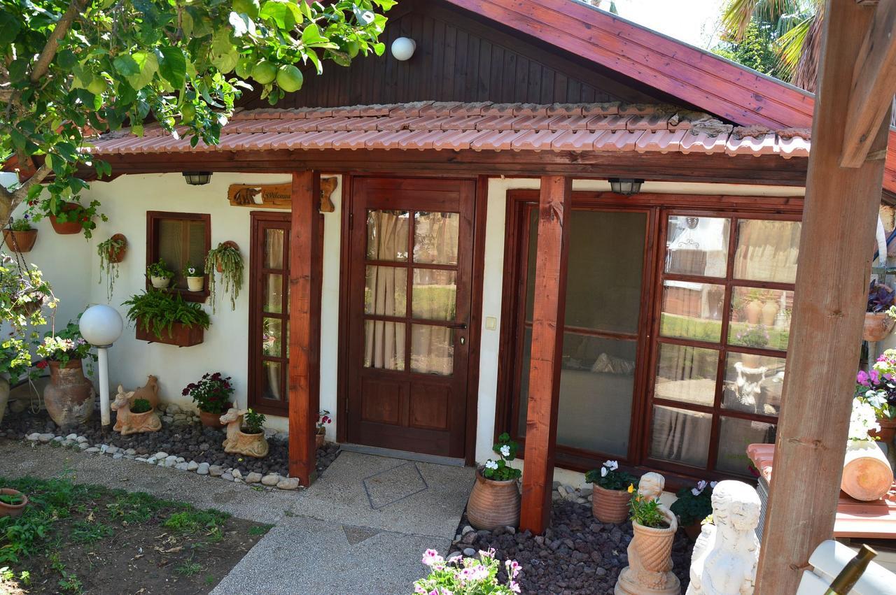 Czarina Cabin הבקתה הקיסרית והדירה הקיסרית Czarina Apartment Caesarea Exterior foto